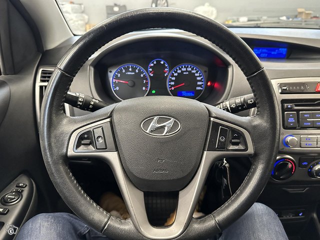 Hyundai I20 13