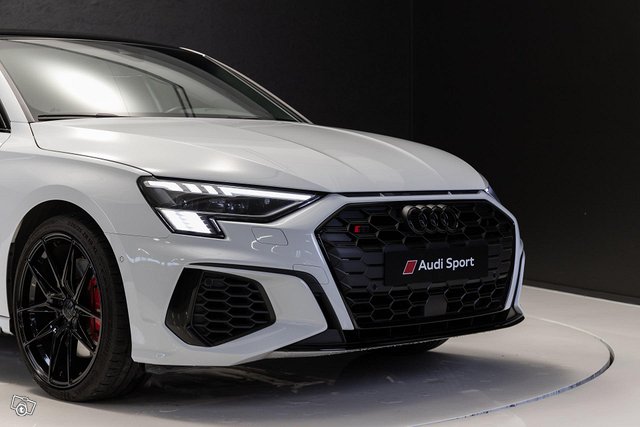 Audi S3 6