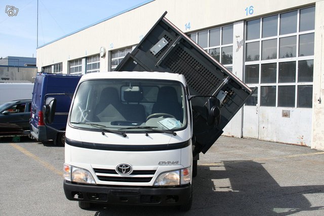 Toyota Dyna 25