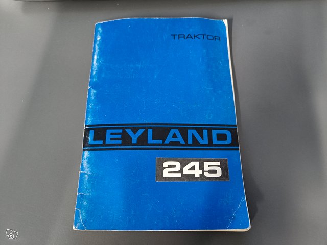 Leyland 245 traktorin ohjekirja 1
