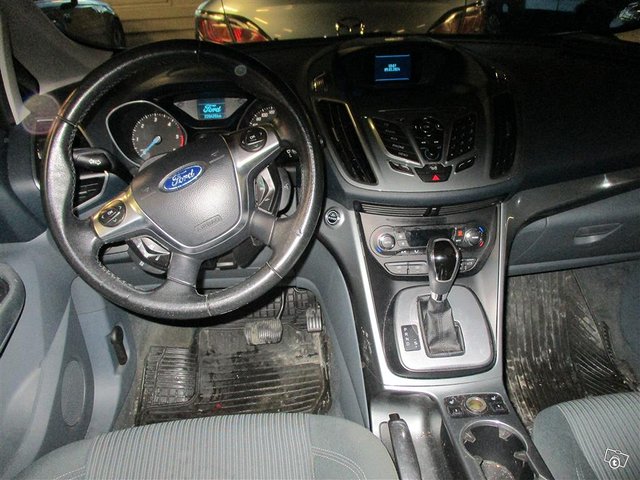 Ford Grand C-Max 10