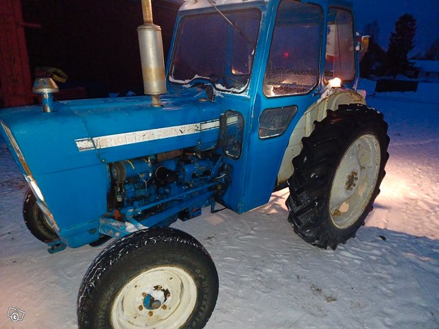 Ford 3000 4