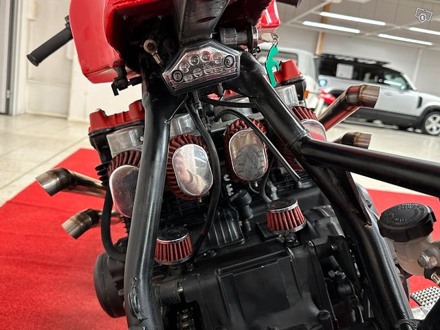 Honda CB 9