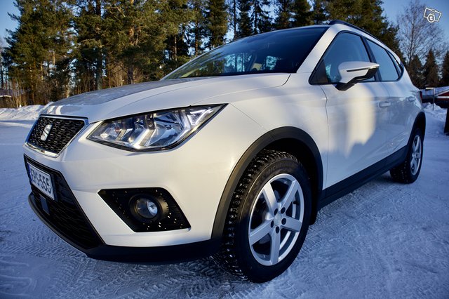 Seat Arona