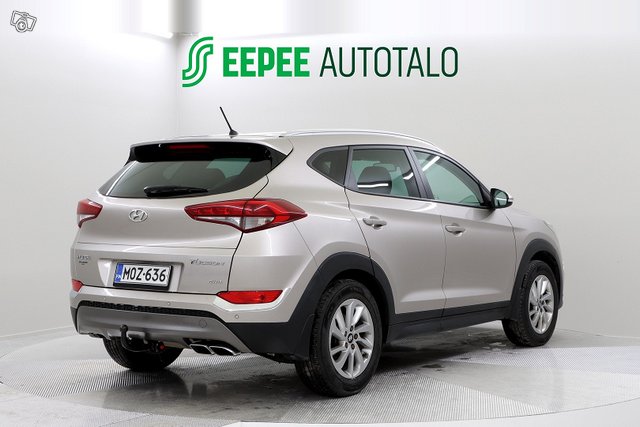 Hyundai Tucson 4