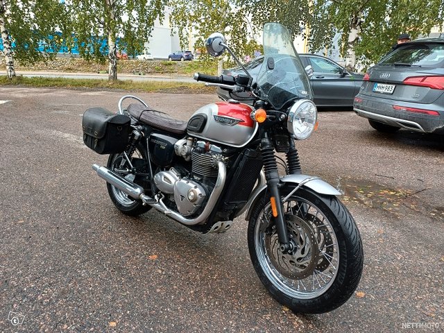 Triumph Bonneville T120 1200 cc, kuva 1