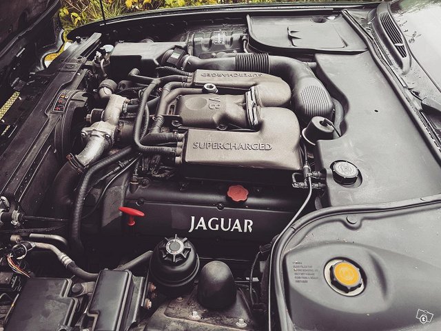 Jaguar XJ 3