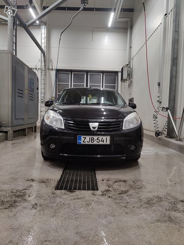 Dacia Sandero, kuva 1