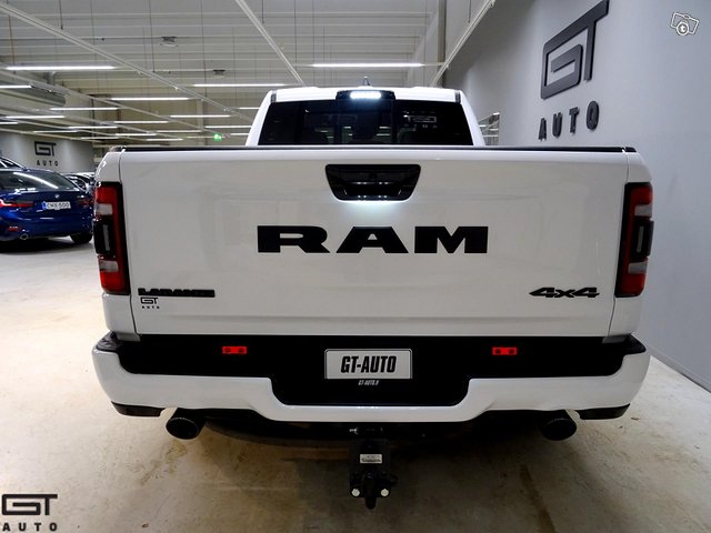 Dodge Ram 17
