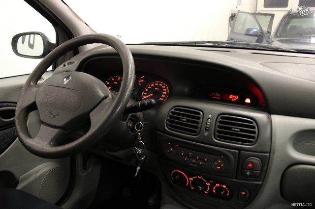 Renault Scenic 13