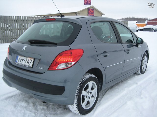 Peugeot 207 6