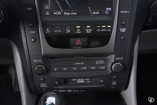 Lexus GS 16