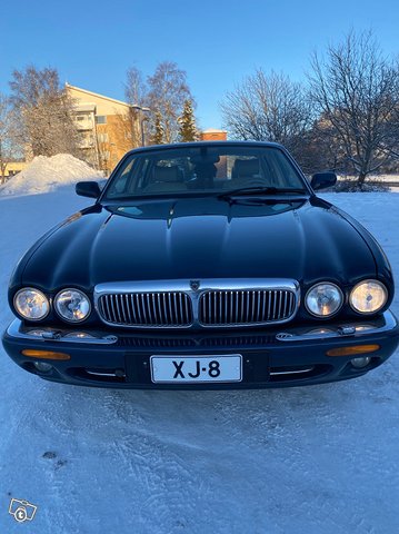 Jaguar XJ 1