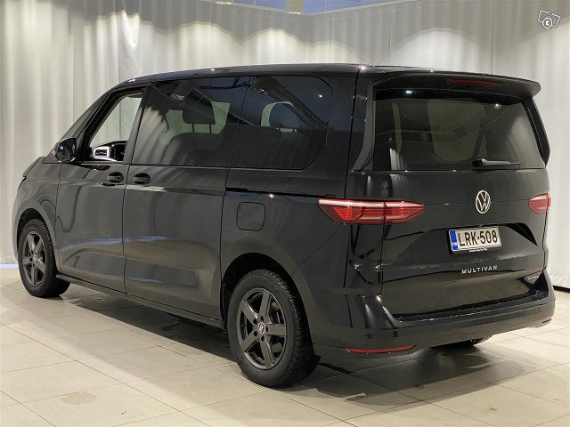 VOLKSWAGEN Multivan 3