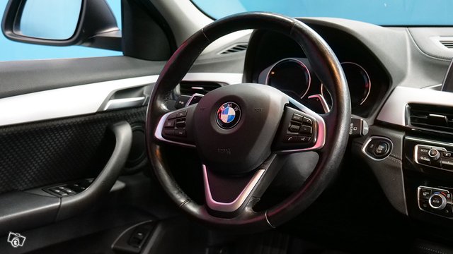 BMW X2 6