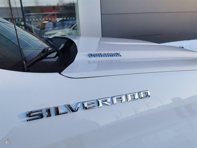 Chevrolet Silverado 5