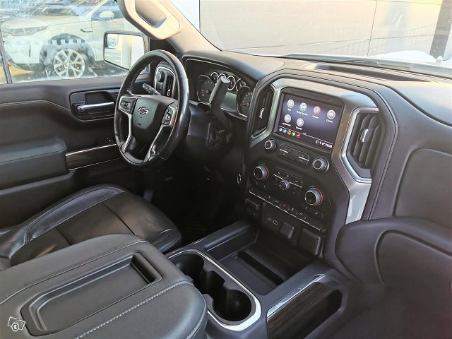 Chevrolet Silverado 7