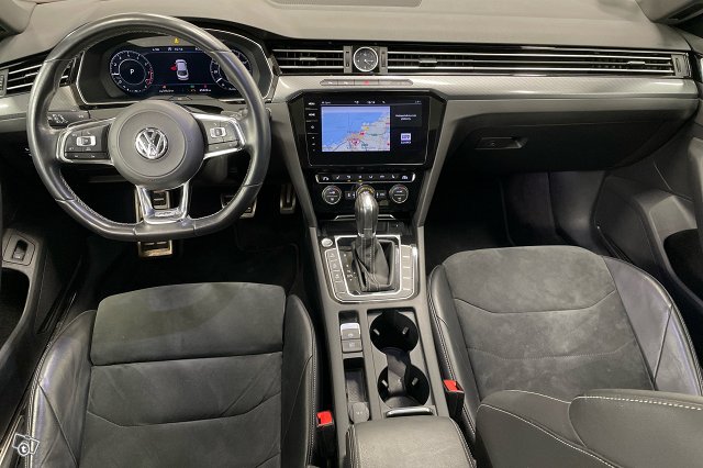Volkswagen Arteon 8