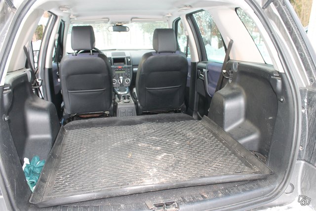 Land Rover Freelander 5