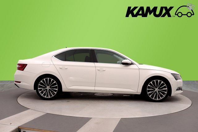 Skoda Superb 2