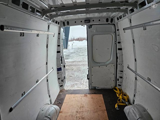 Iveco Daily 35S16 8