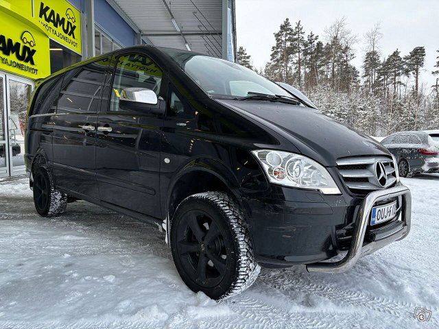 Mercedes-Benz Vito 2