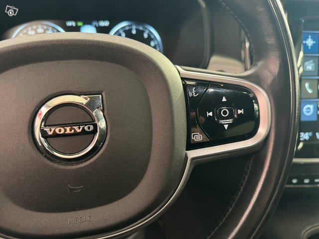 Volvo V90 10