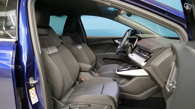 Audi Q4 E-TRON 15