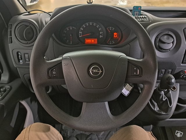 Opel Movano 11