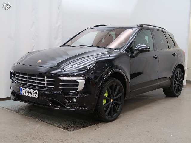 Porsche Cayenne 1