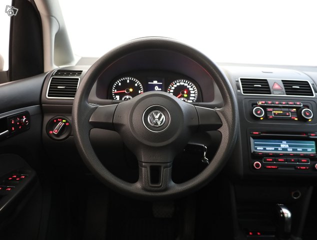 Volkswagen Touran 17