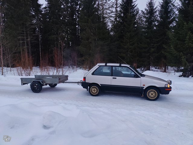 Subaru Justy 1