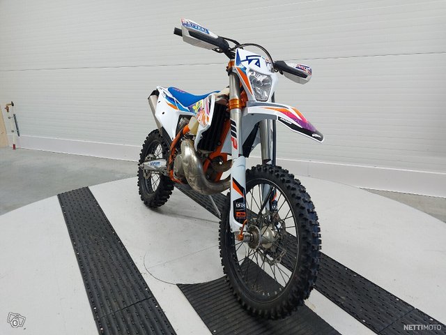 KTM 300 5