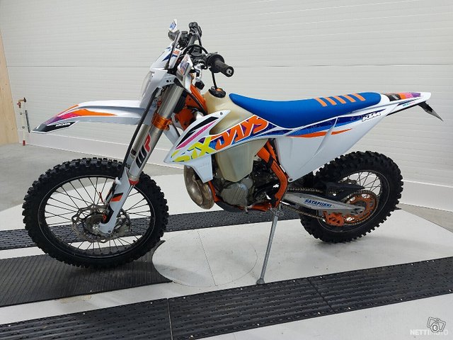 KTM 300 7