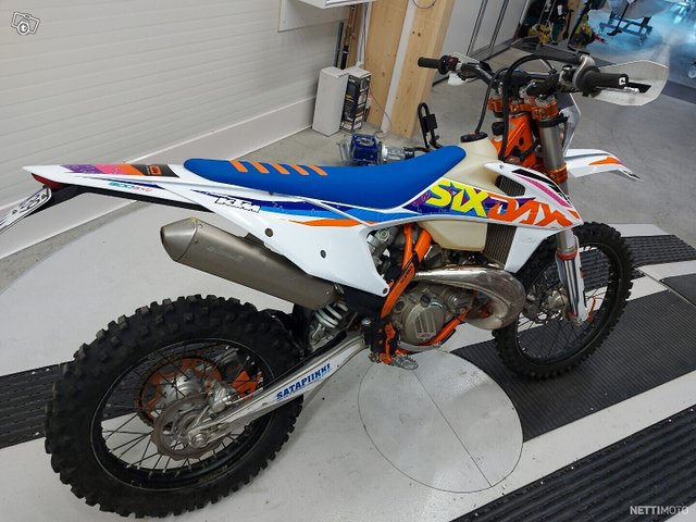 KTM 300 11