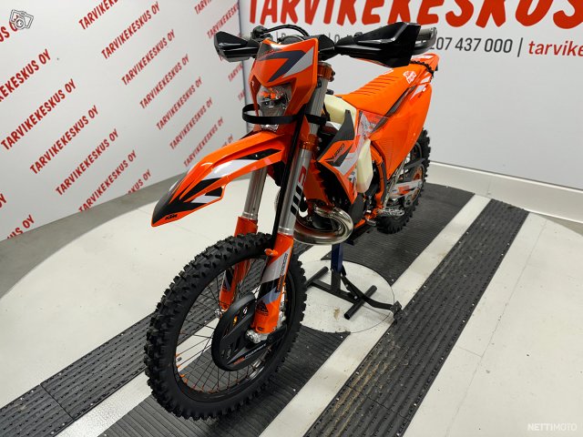 KTM 300 3