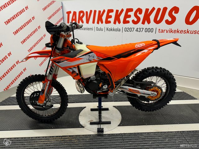 KTM 300 4