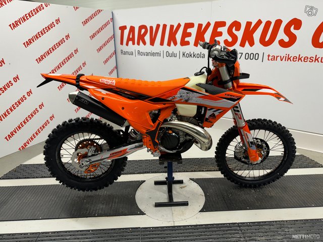 KTM 300 8