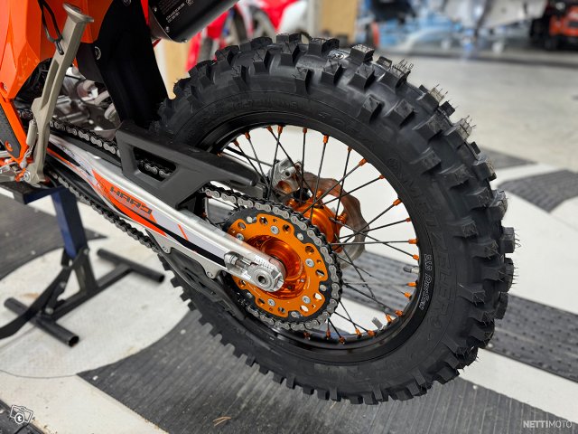 KTM 300 10