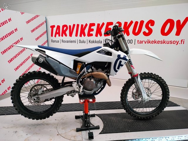 Husqvarna FC, kuva 1