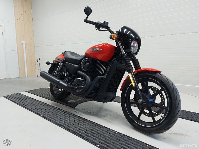 Harley-Davidson - 12