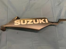 Suzuki GSX-R600 , 94480-01H00-YKV Alasivukate, Moottoripyrn varaosat ja tarvikkeet, Mototarvikkeet ja varaosat, Mikkeli, Tori.fi