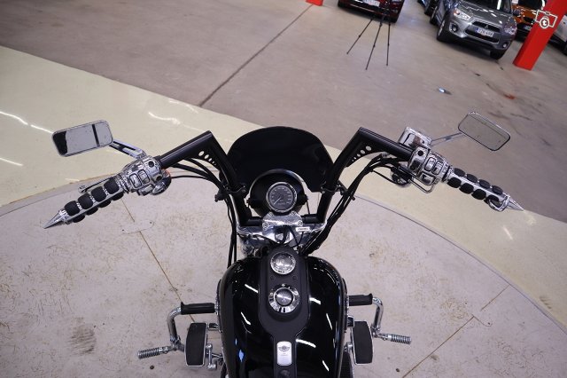 Harley-Davidson DYNA 11