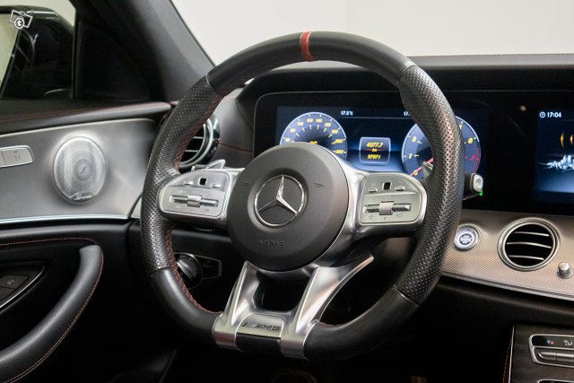Mercedes-Benz E 53 AMG 21