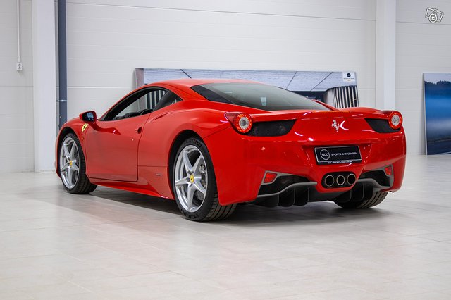 Ferrari 458 6