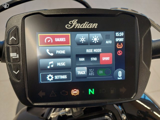 Indian FTR 1200 S 23