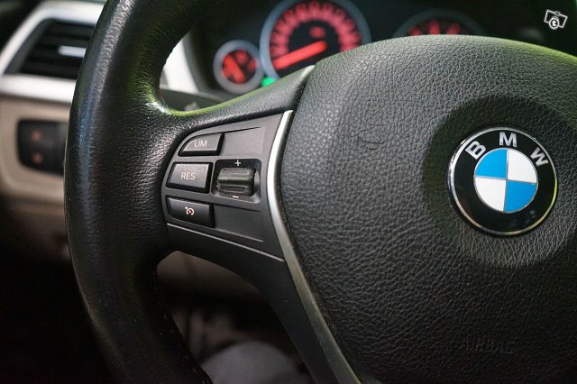 BMW 320 19