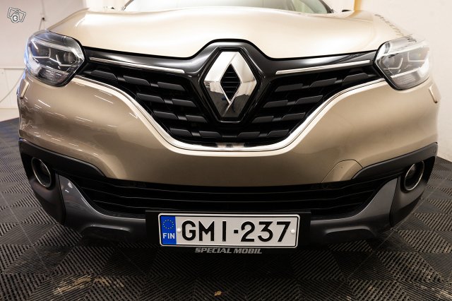 Renault Kadjar 12