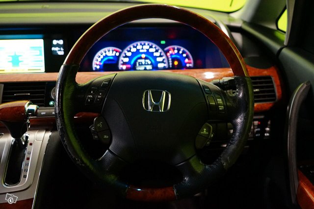 Honda Elysion 14