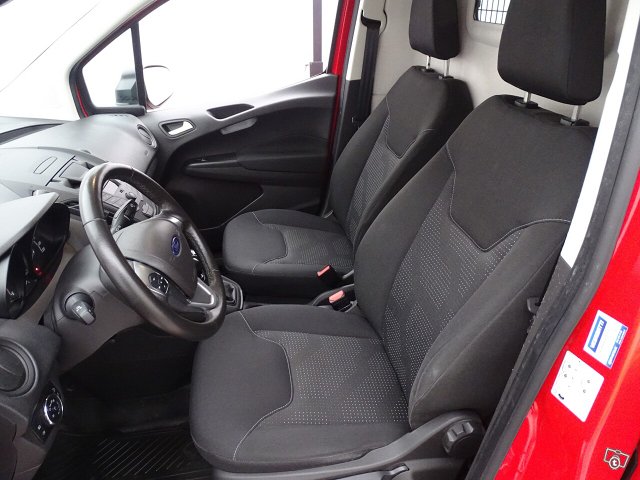 Ford Transit Courier 12